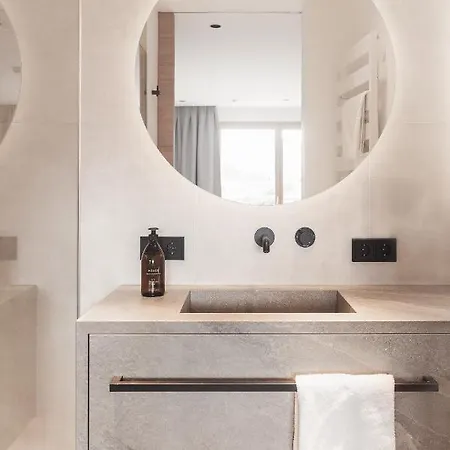 Отель Gebhard Boutique 4*