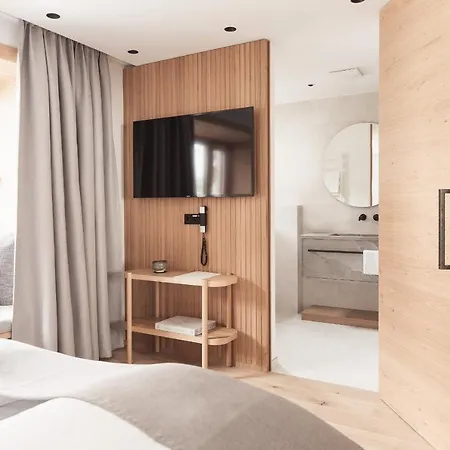 Otel Gebhard Boutique Inkl Sommercard 4*