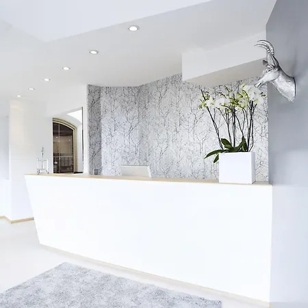 Gebhard Boutique Отель