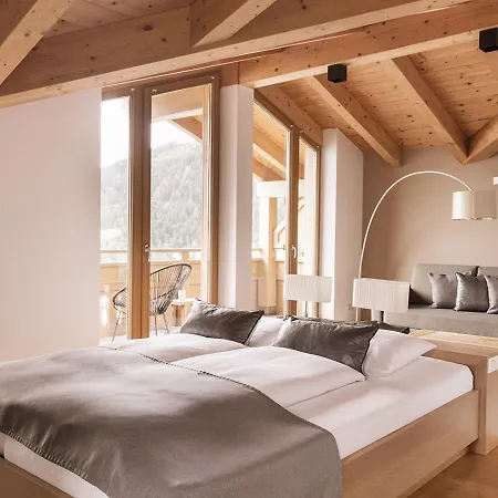 Gebhard Boutique Отель