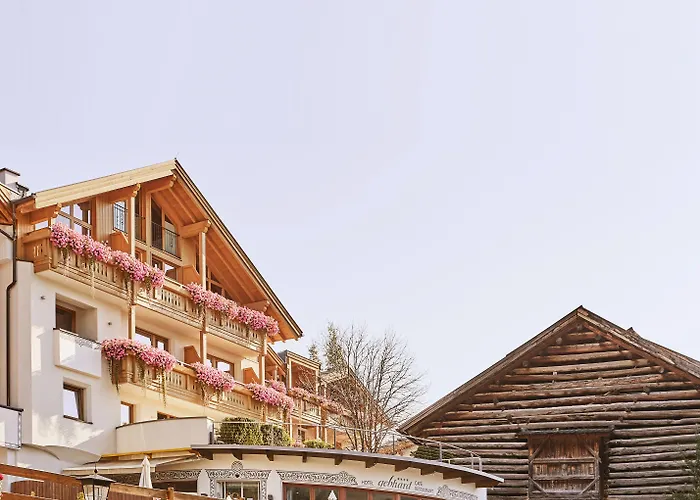 Gebhard Boutique Hotel 4*