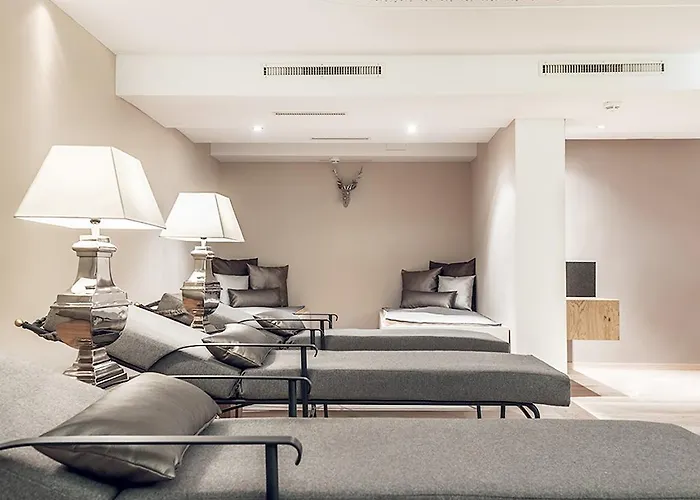 Отель Gebhard Boutique 4*