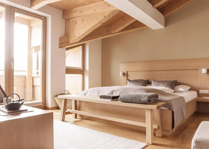 Gebhard Boutique فس