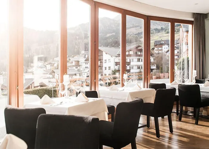 Gebhard Boutique 4* فس